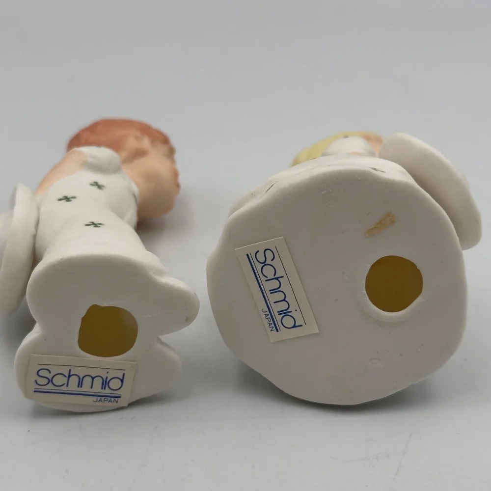 Vintage Schmid Japan‎ Kissing Boy and Girl Porcelain Figurines Clover Pattern